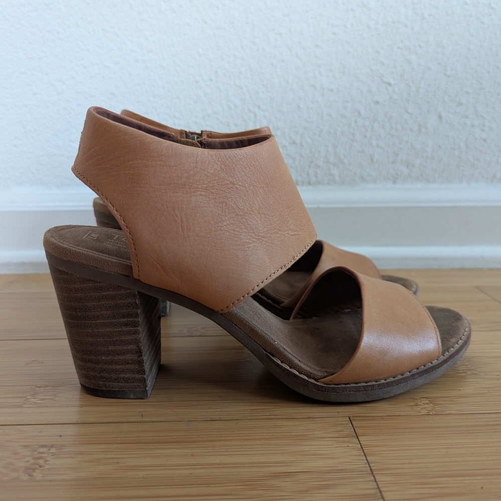 Toms Majorca Tan Sandal Heels